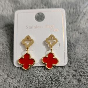 Red Clover Dangle Earrings - Gold Trim